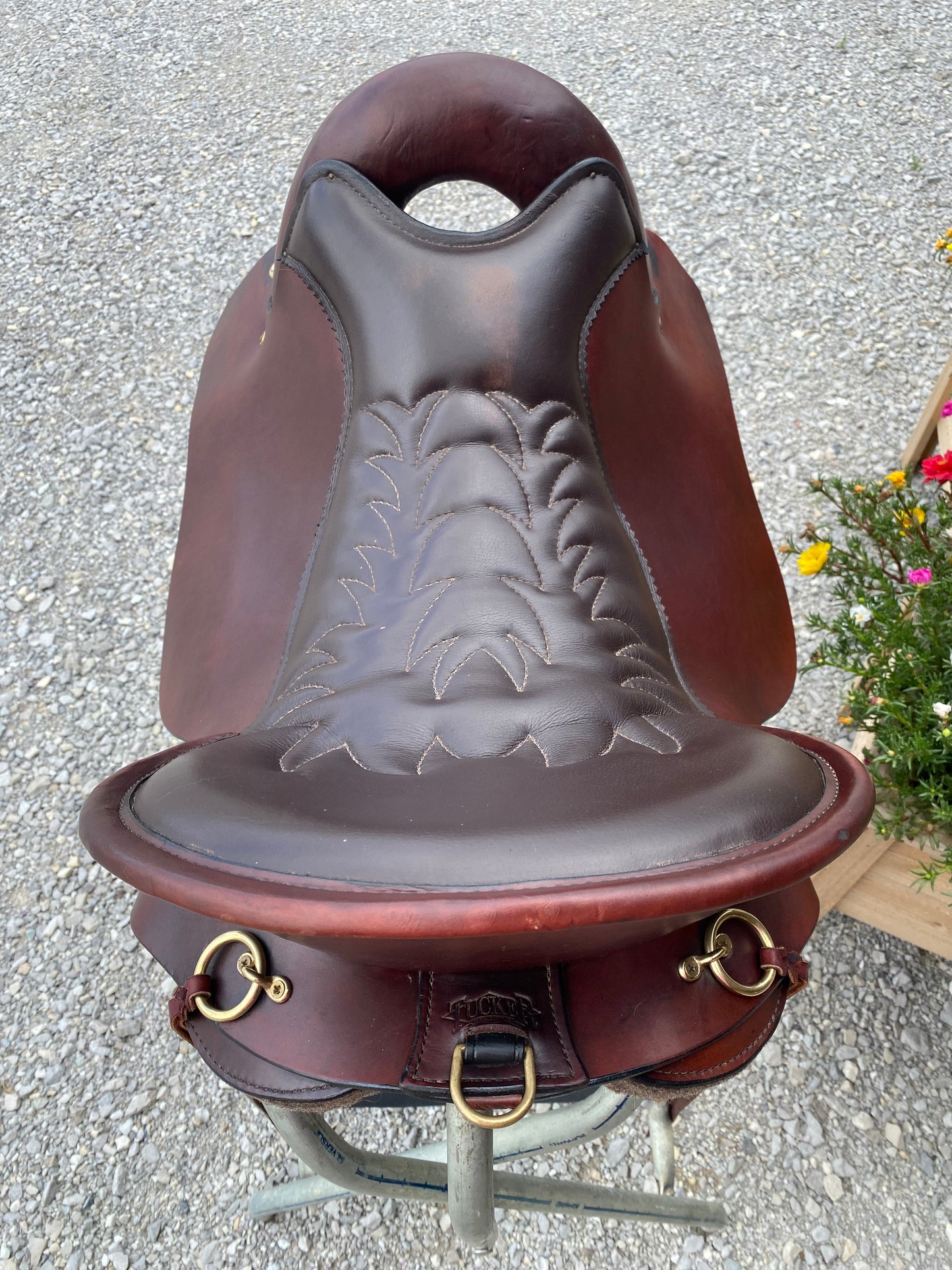 Lightly Used Tucker Heritage Endurance Trail Saddle 17.5”
