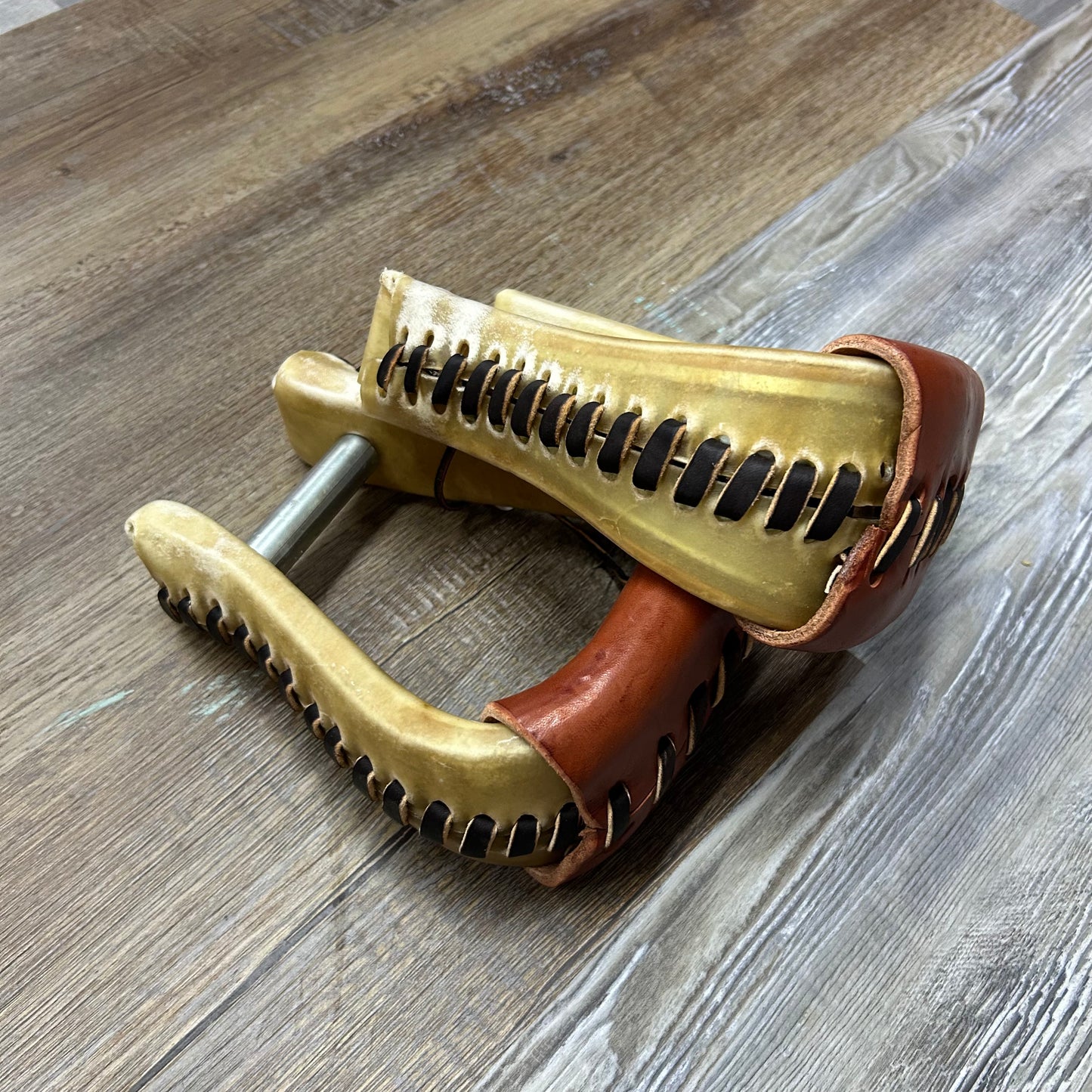 Natural Rawhide & Leather Western Stirrups Leather 7 Inches Tall