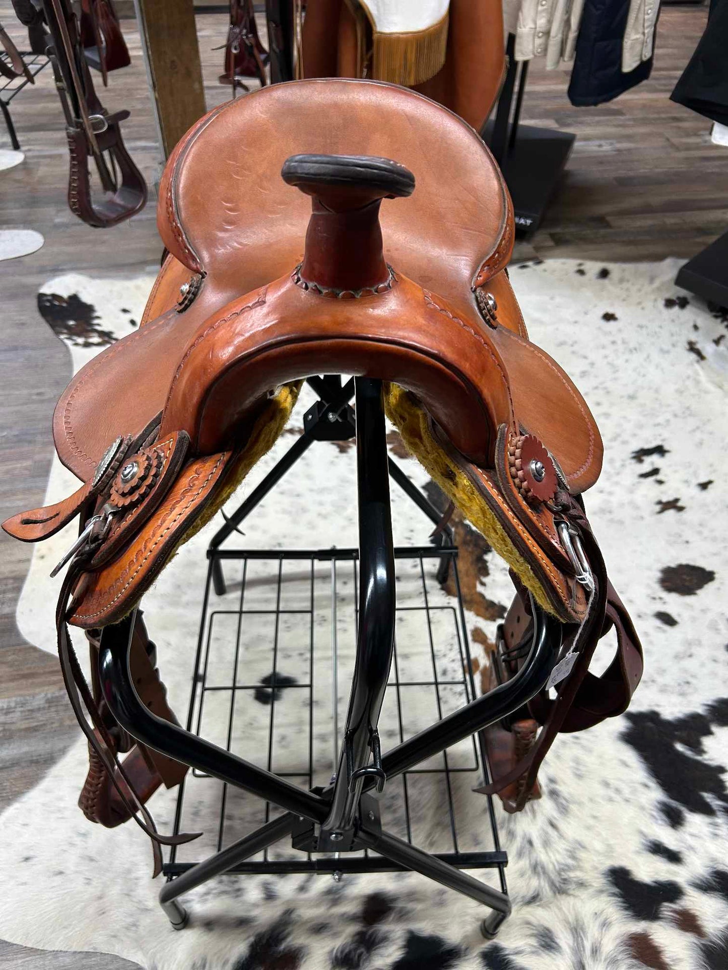 USED Riders Choice 15" Western Trail Saddle #5011