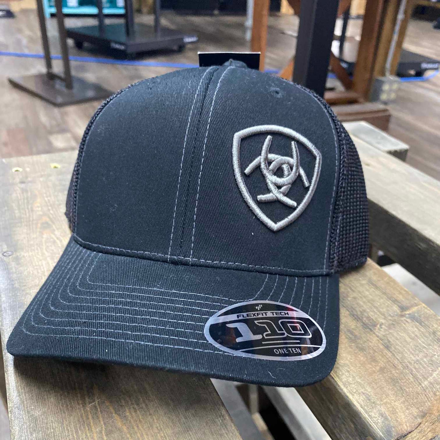 Ariat Side Shield 110 Trucker Hat Black