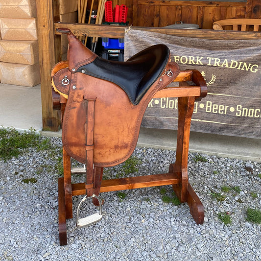 USED Eli Miller Buena Vista 17” W/ Horn  English Stirrup Leathers Handcrafted Custom