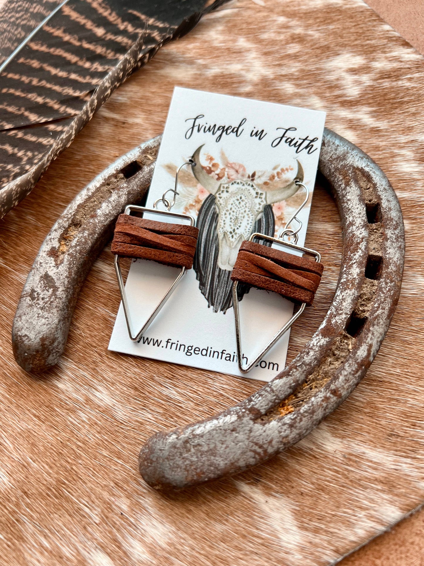 Yellowstone Weaved Arrowhead Hoop | Brown