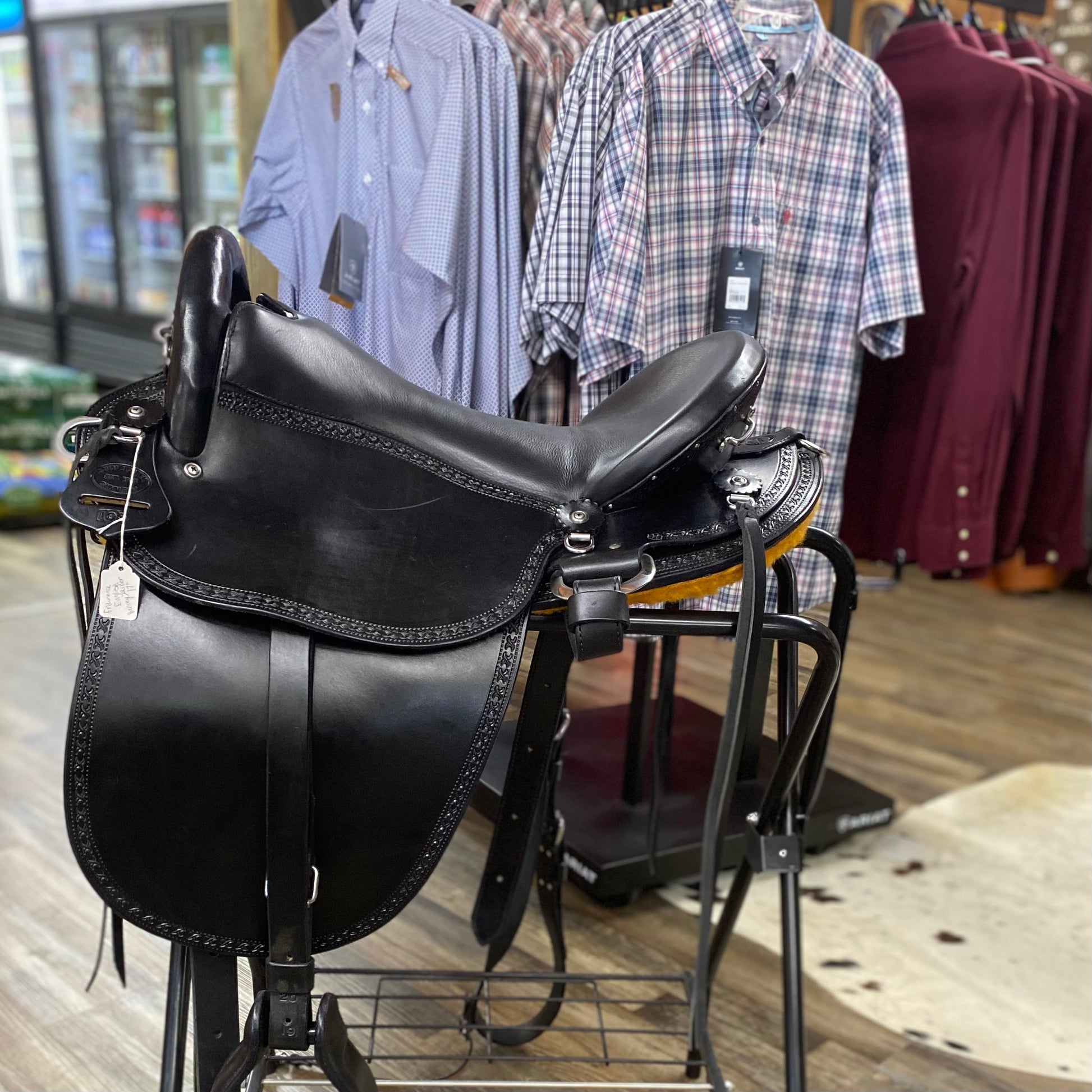 NEW Endurence SaddleDouble Creek Saddlery Miller 105 Handcrafted Custom Hornless 17”