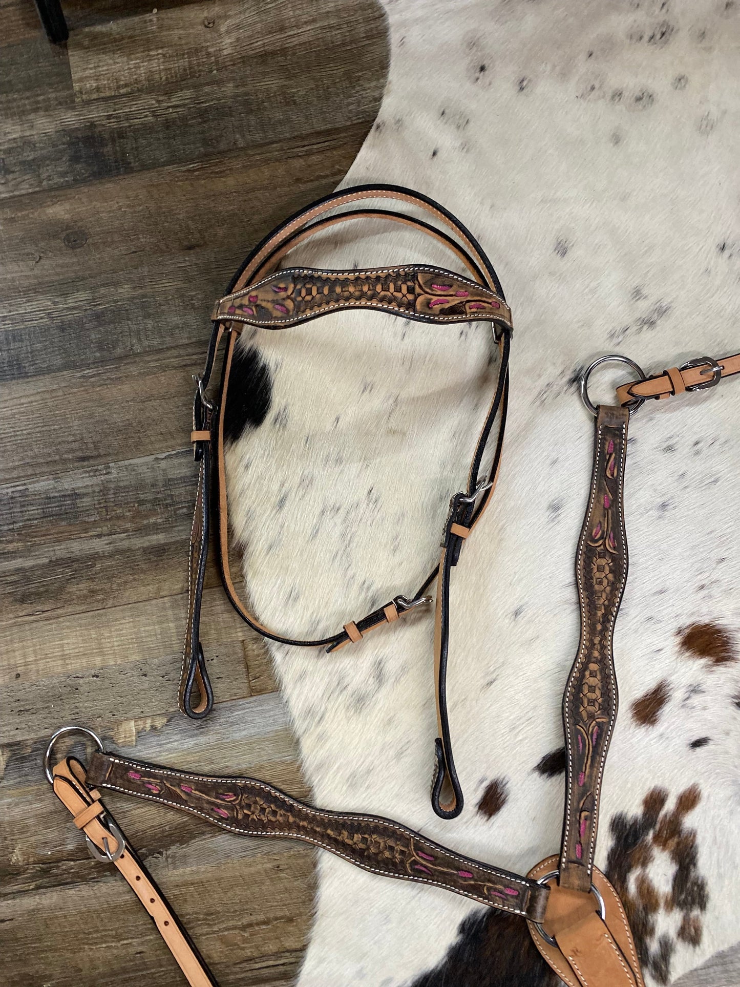 Houston Herd Brown Tooled Leather Straight Bridle & Matching Breast Collar W/ Silver Stainless Steel Hardware w/ Pink Detail