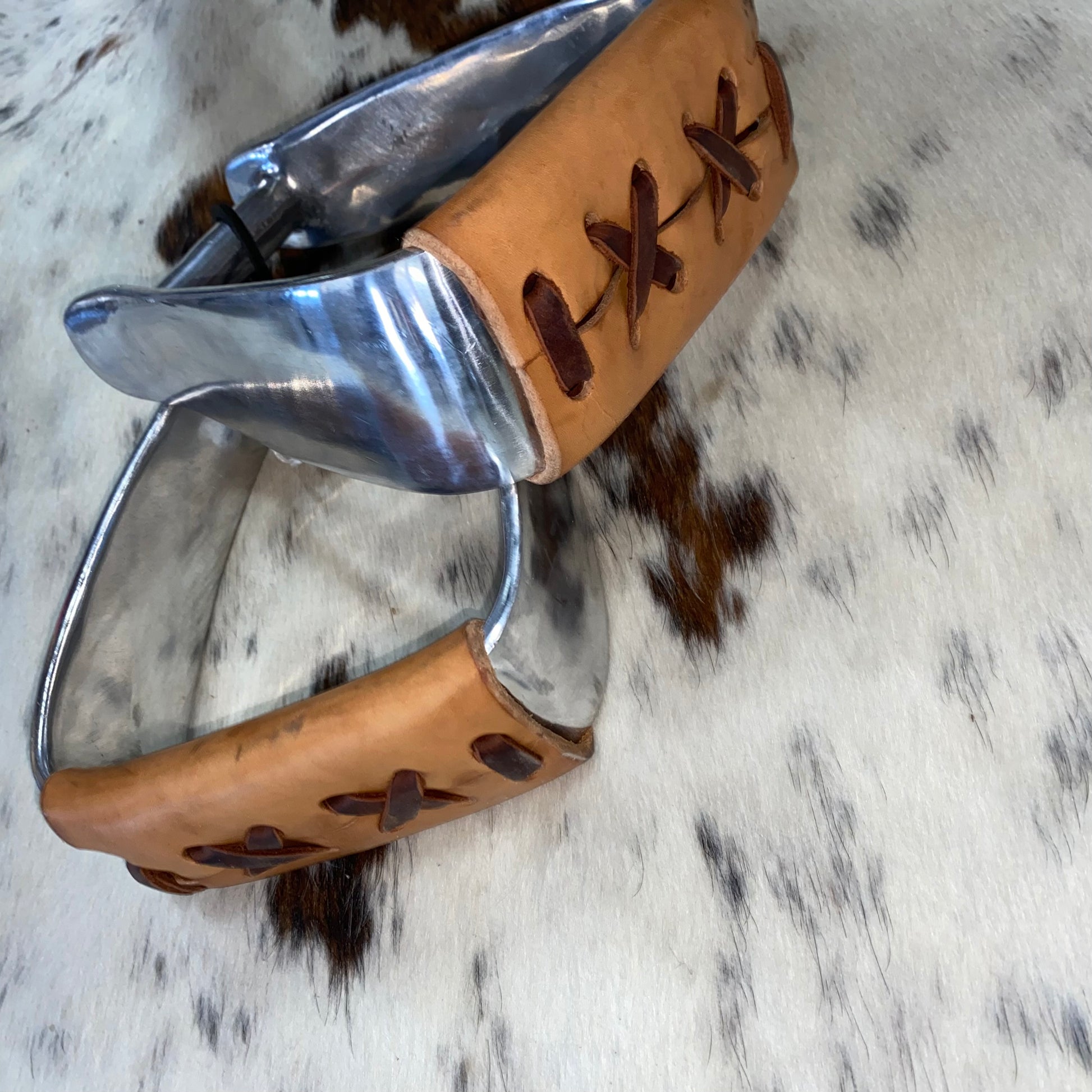 Amish Made Metal Aluminum Tan Leather Western Wide Trail Stirrups