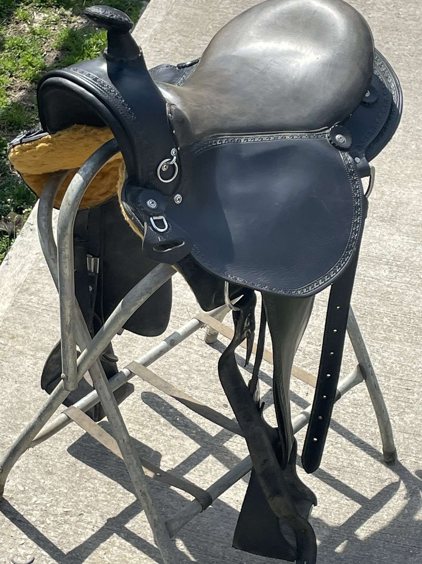 USED 17” MILLER OLD TIMER Saddle