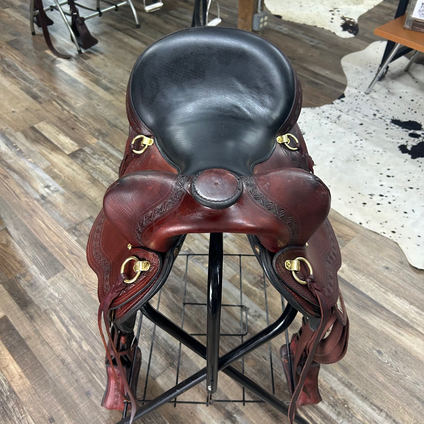 USED 16" Big Horn “The Infinity Trail Saddles
Sil-Cush™