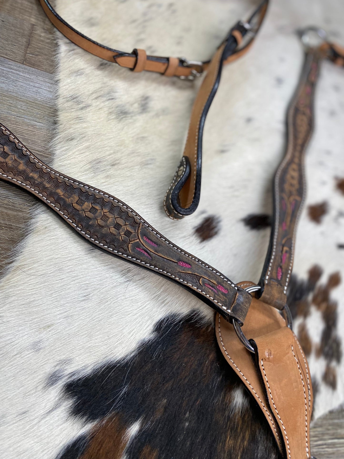 Houston Herd Brown Tooled Leather Straight Bridle & Matching Breast Collar W/ Silver Stainless Steel Hardware w/ Pink Detail