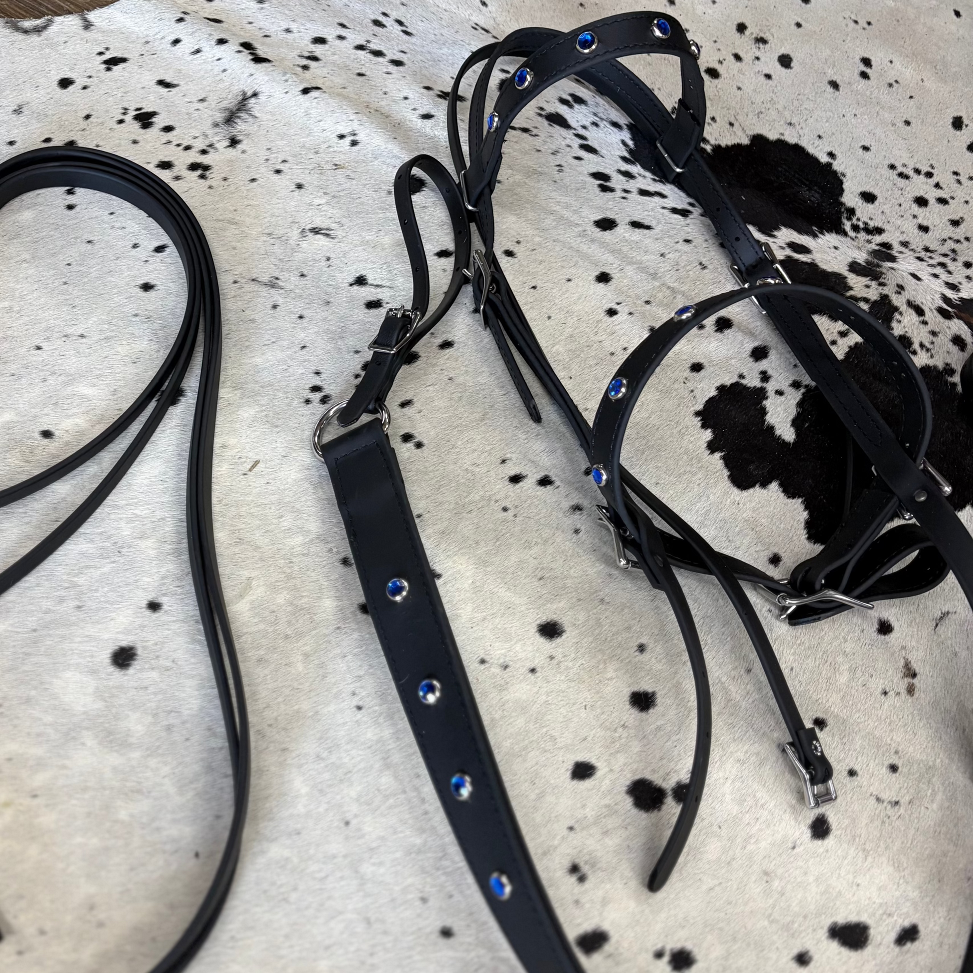 Amish Crafted Black Bedazzled w/ Blue Diamonds Bridle Set w/ Matching Strait Breast Collar