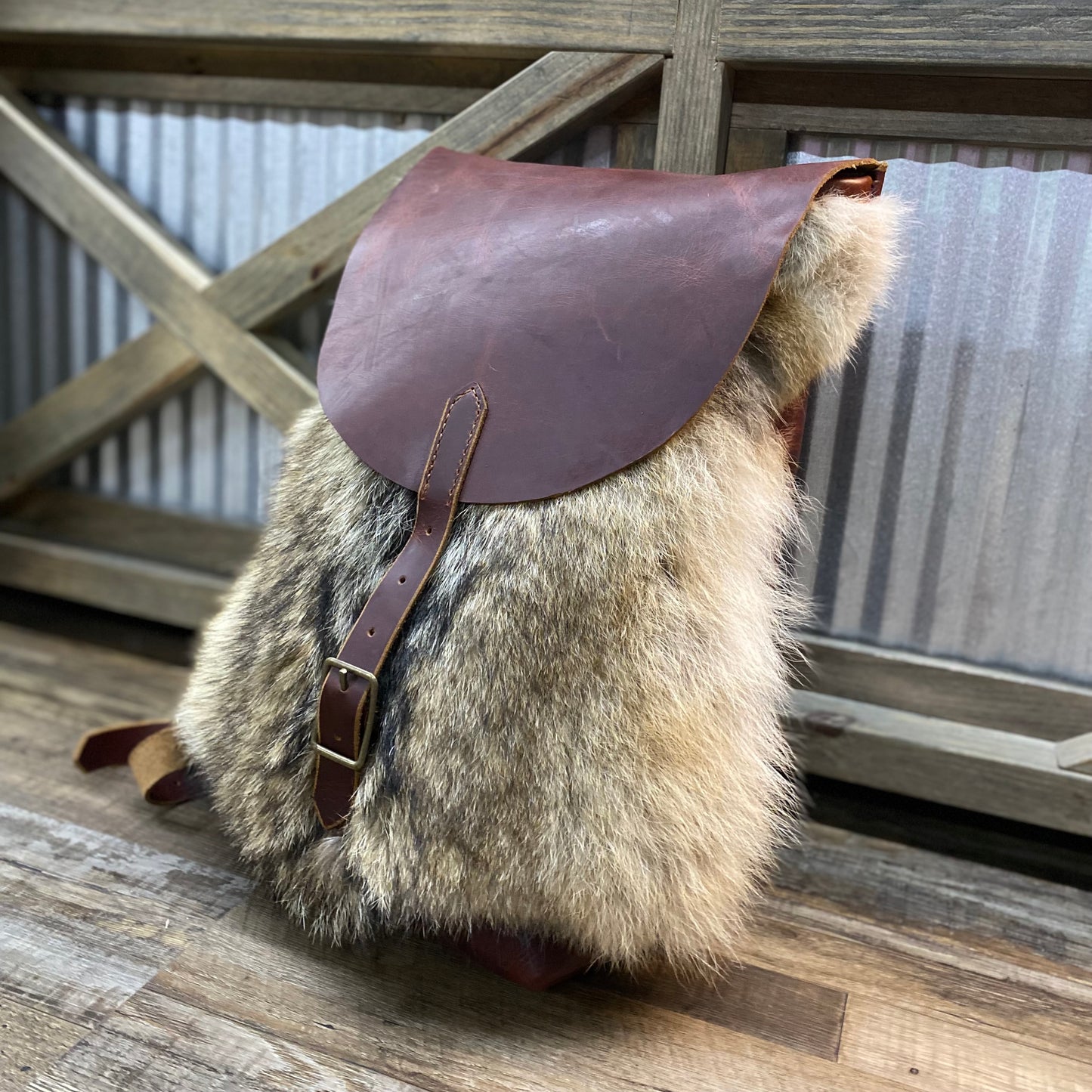 Amish Crafted Genuine Coyote Hide BACK PACK All Leather Fur Large