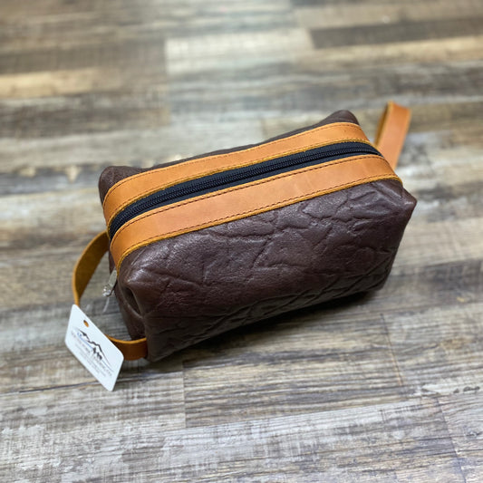 Amish Crafted “The Open Plain Toiletry Bag” Rectangular Shaped All Leather WATER BUFFALO