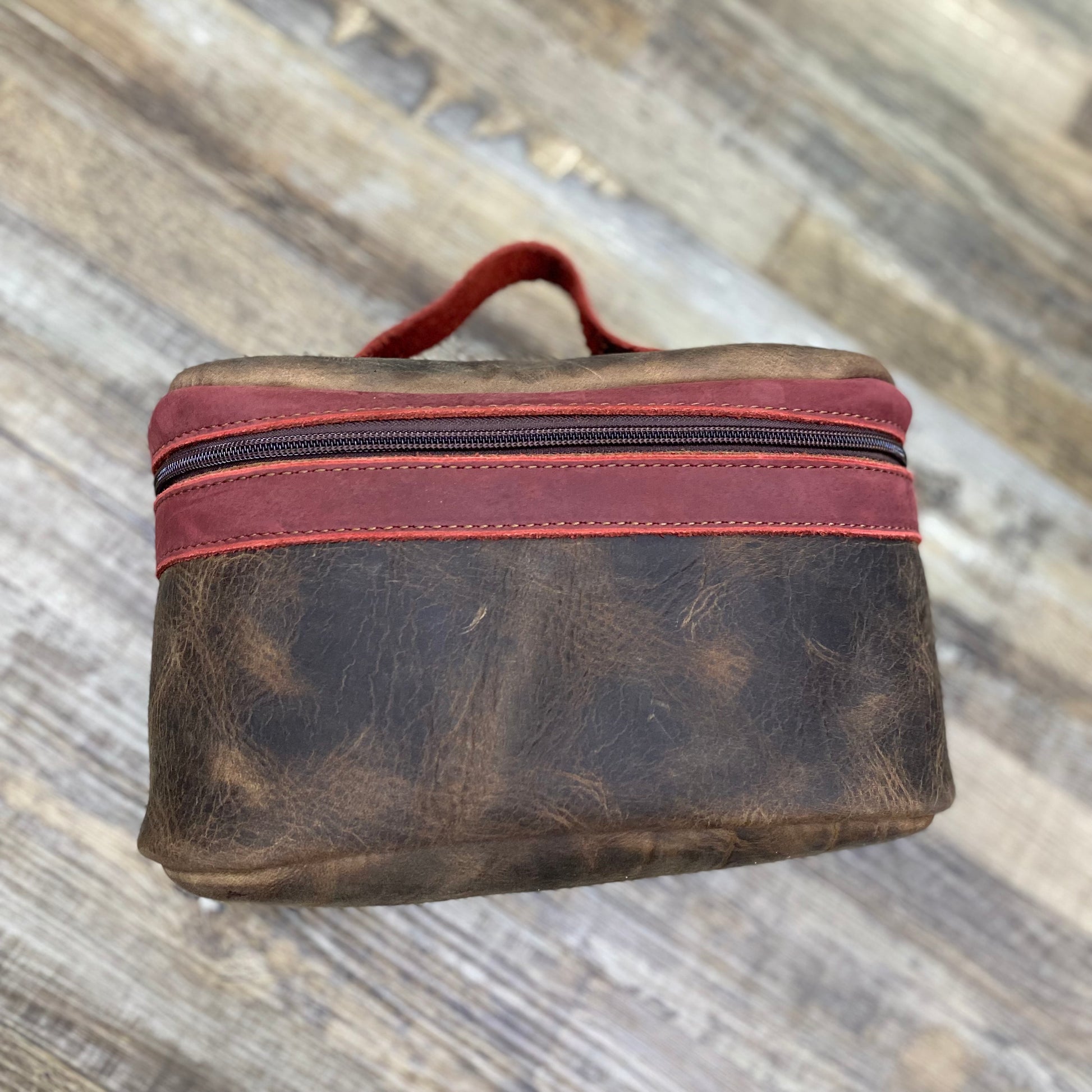 Amish Crafted “The Rodeo Ready Toiletry Bag” Oval Shaped All Leather Brown & Burgundy