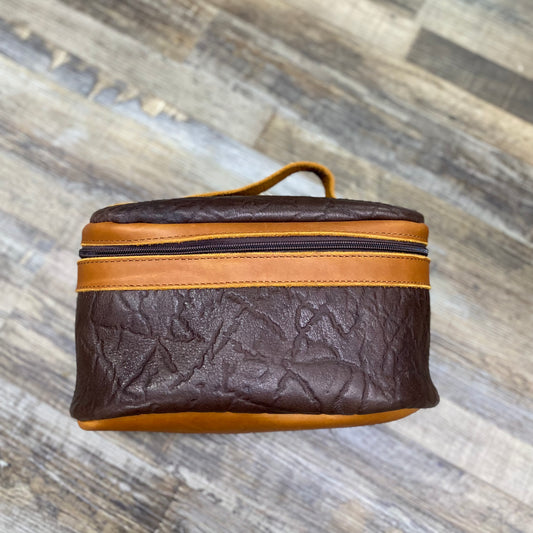 Amish Crafted “The Rodeo Ready Toiletry Bag” Oval Shaped All Leather WATER BUFFALO HIDE
