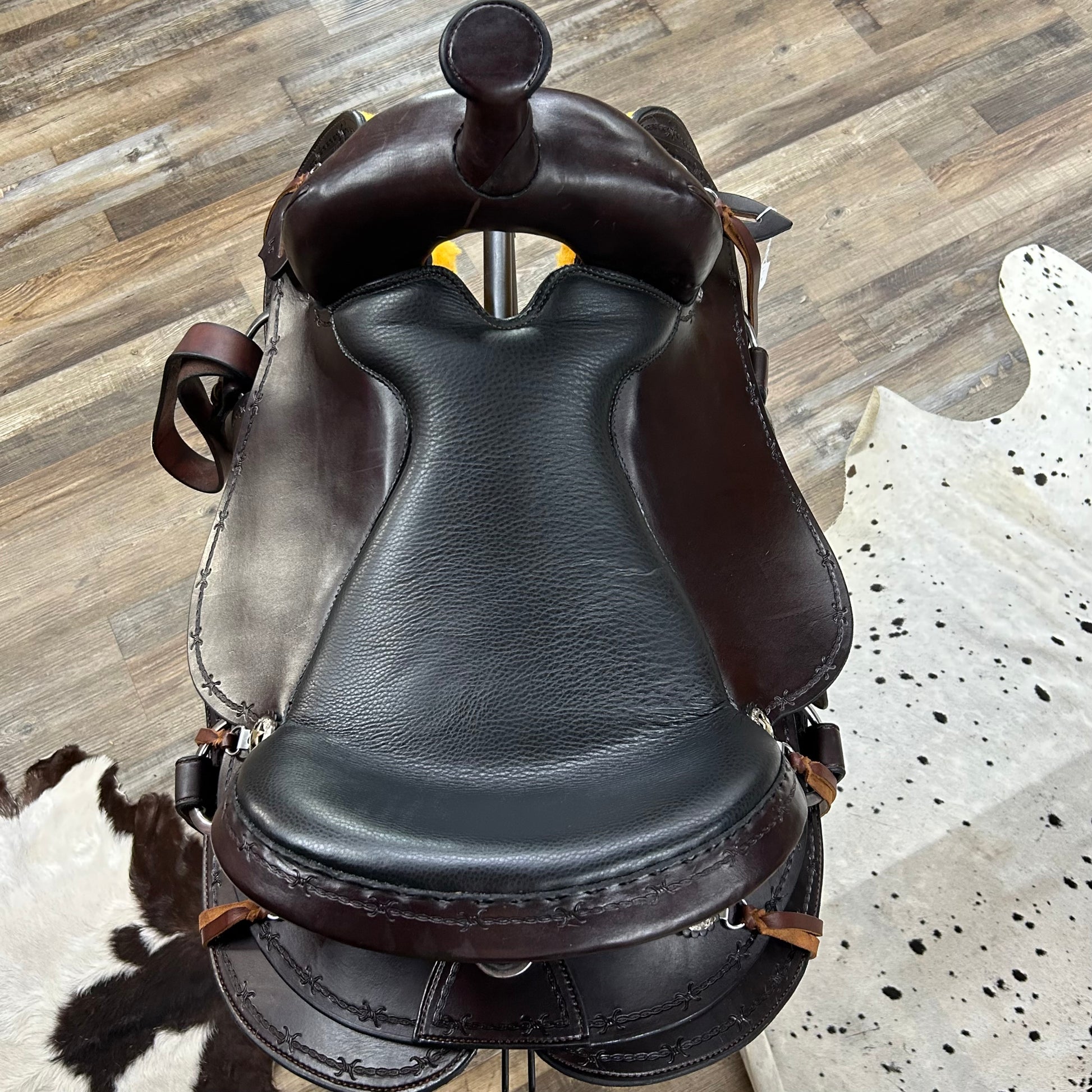 NEW Tennessee Ranch & Trail Supply Western Saddle Amish Handcrafted Custom 17”