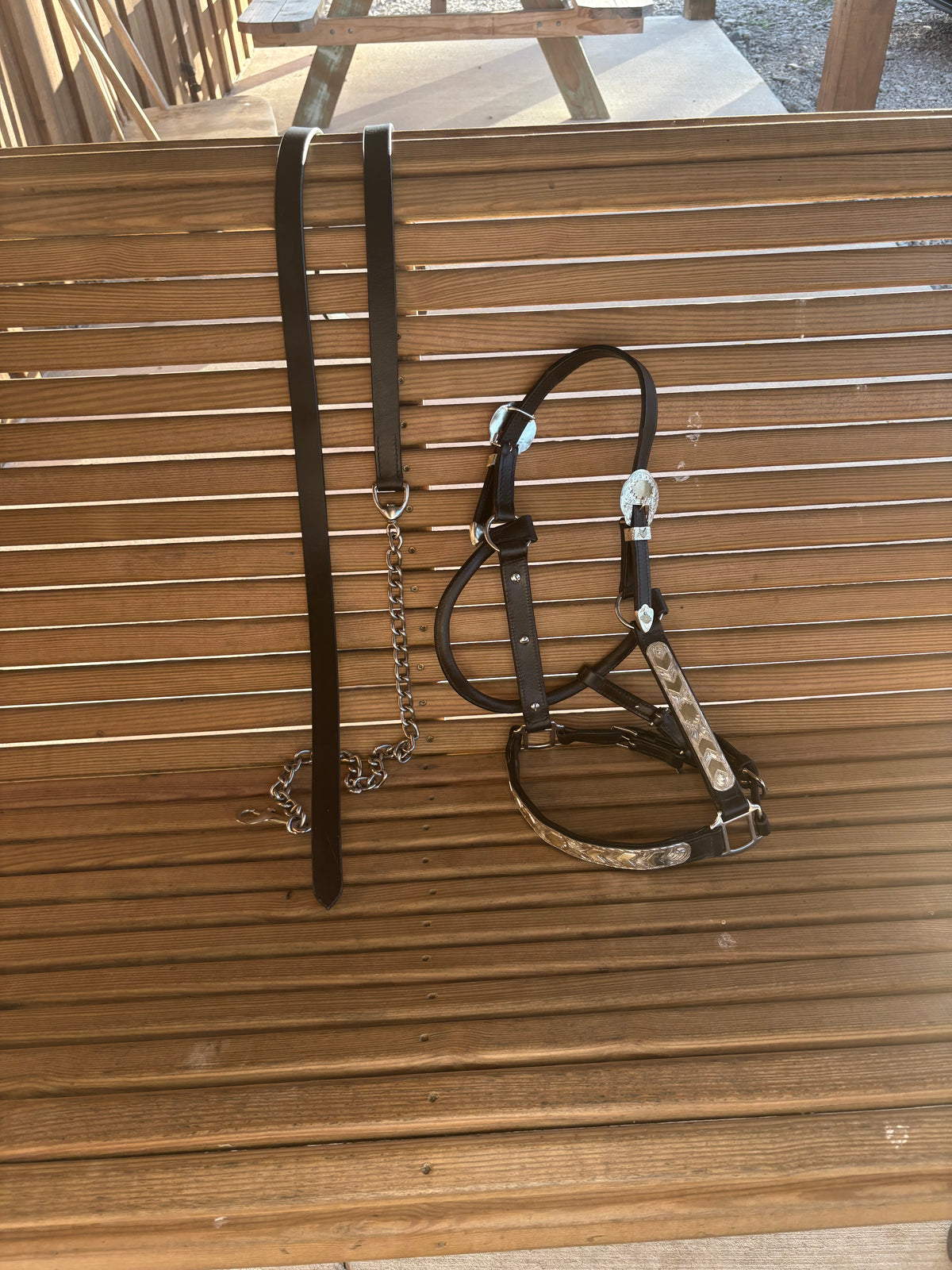 Pre-loved Silver Black Show Halter & Lead Set