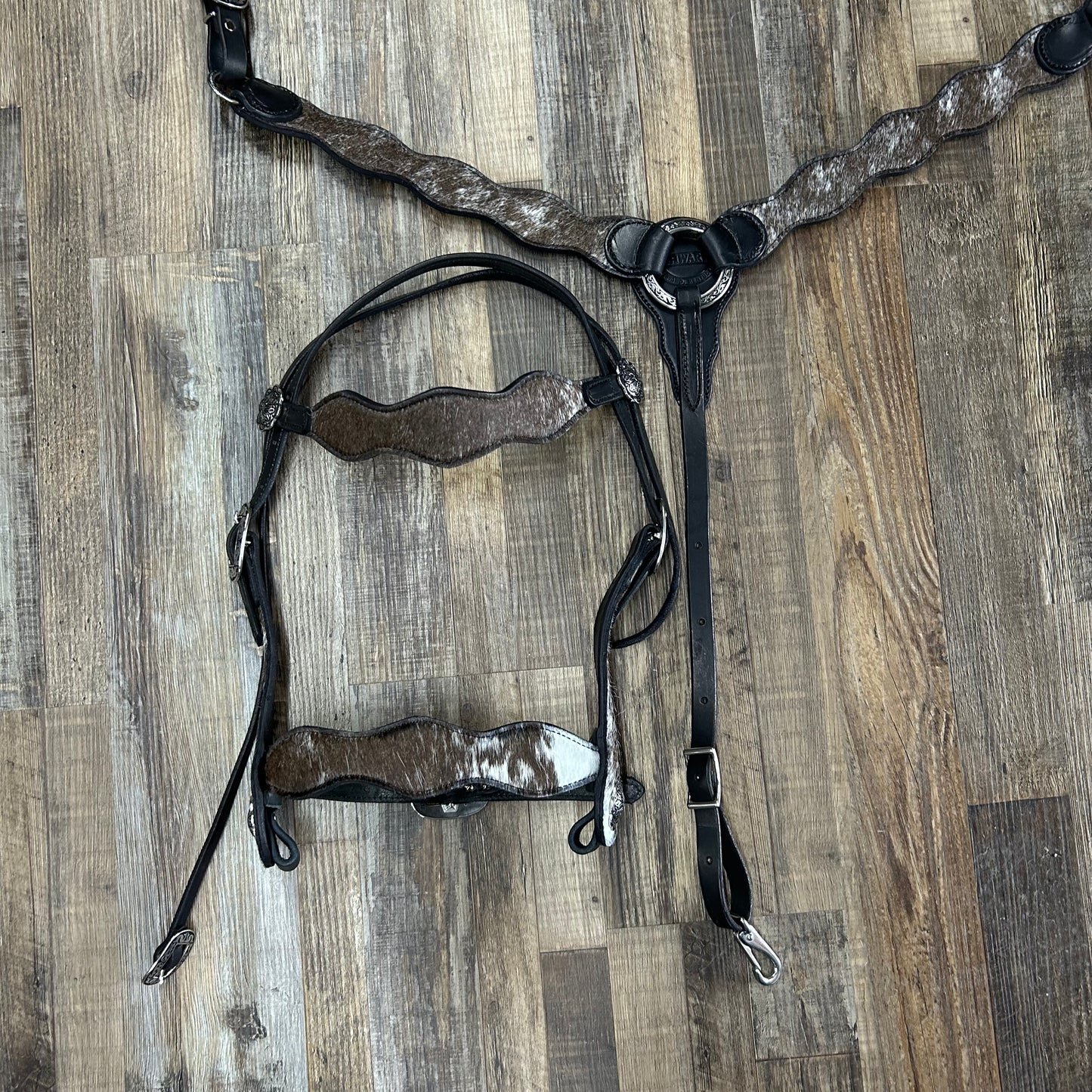 COWHIDE Speckled (Rugged Hide) Schwartz Black Leather Wavy Bridle & Matching Breast Collar W/ Silver Stainless Steel Hardware Amish Crafted