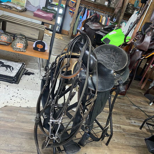 USED 14” Synthetic Big Horn  w/ Bridle, Bit, & Breast Collar
