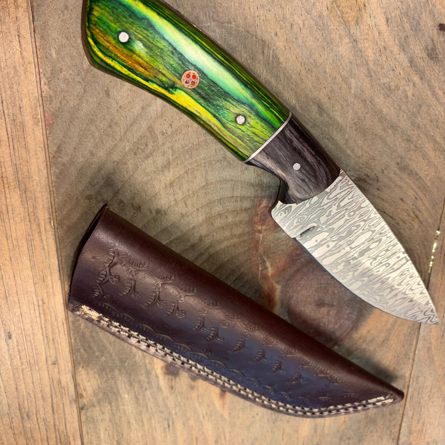 The Emerald Edge Sentinel Handcrafted Premium Comfort Grip Wooden Handle Damascus Knife w/ Artisan Leather Sheath