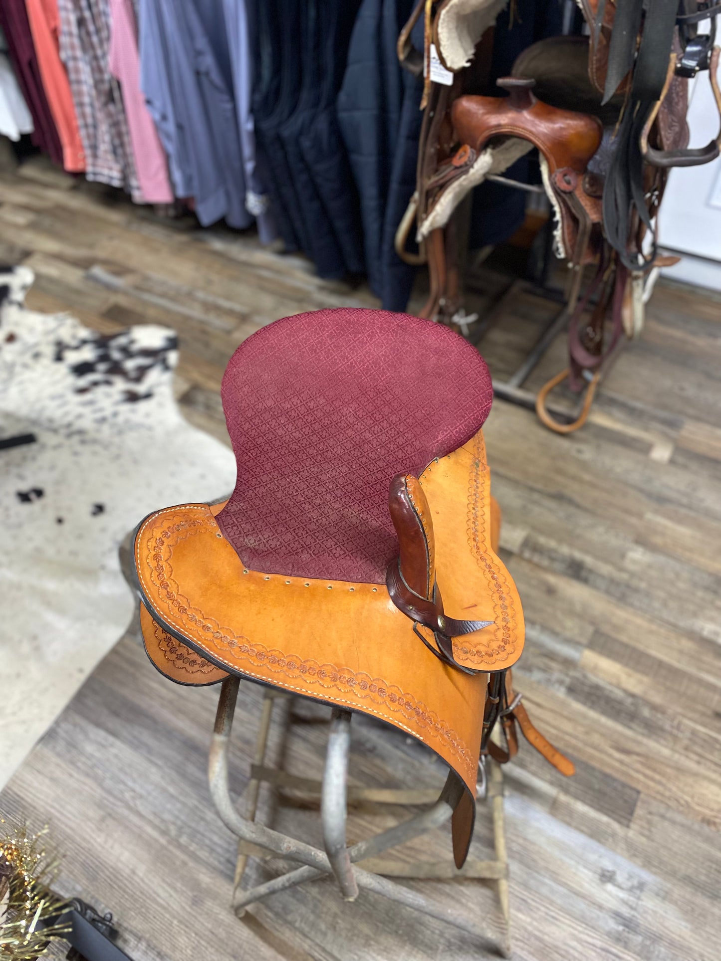USED Side Saddle Amish Crafted