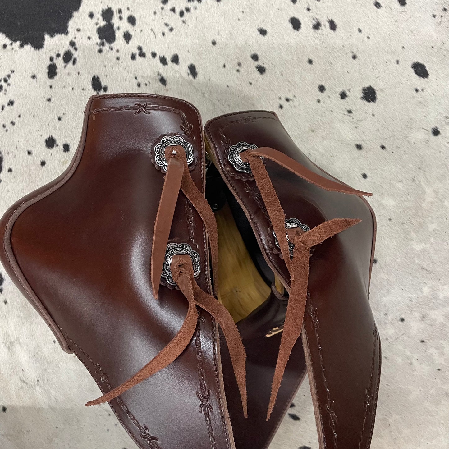 Schwartz Long Tapaderos Leather Amish Made Brown Leather Trimmed w/ Barbedwire Western Stirrups w/ Conchos Fringed