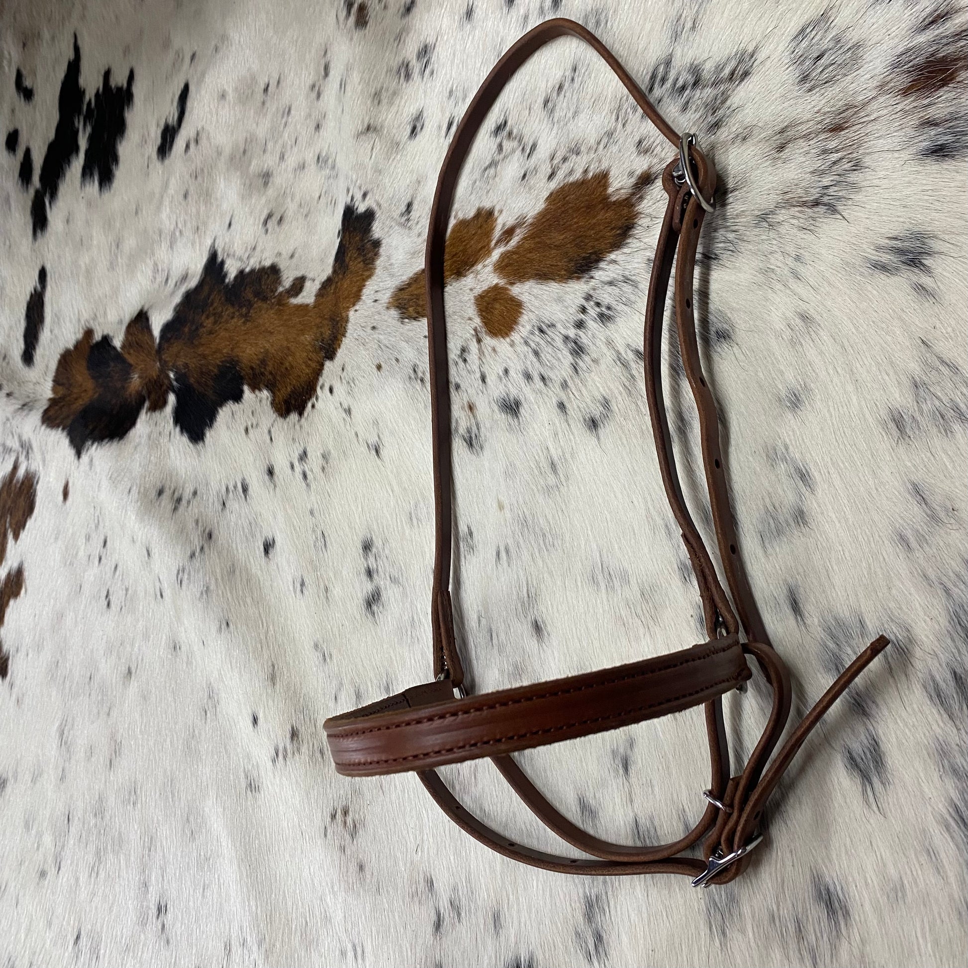 Amish Made Leather Noseband Cavison With Stainless Steel Hardware - Brown
