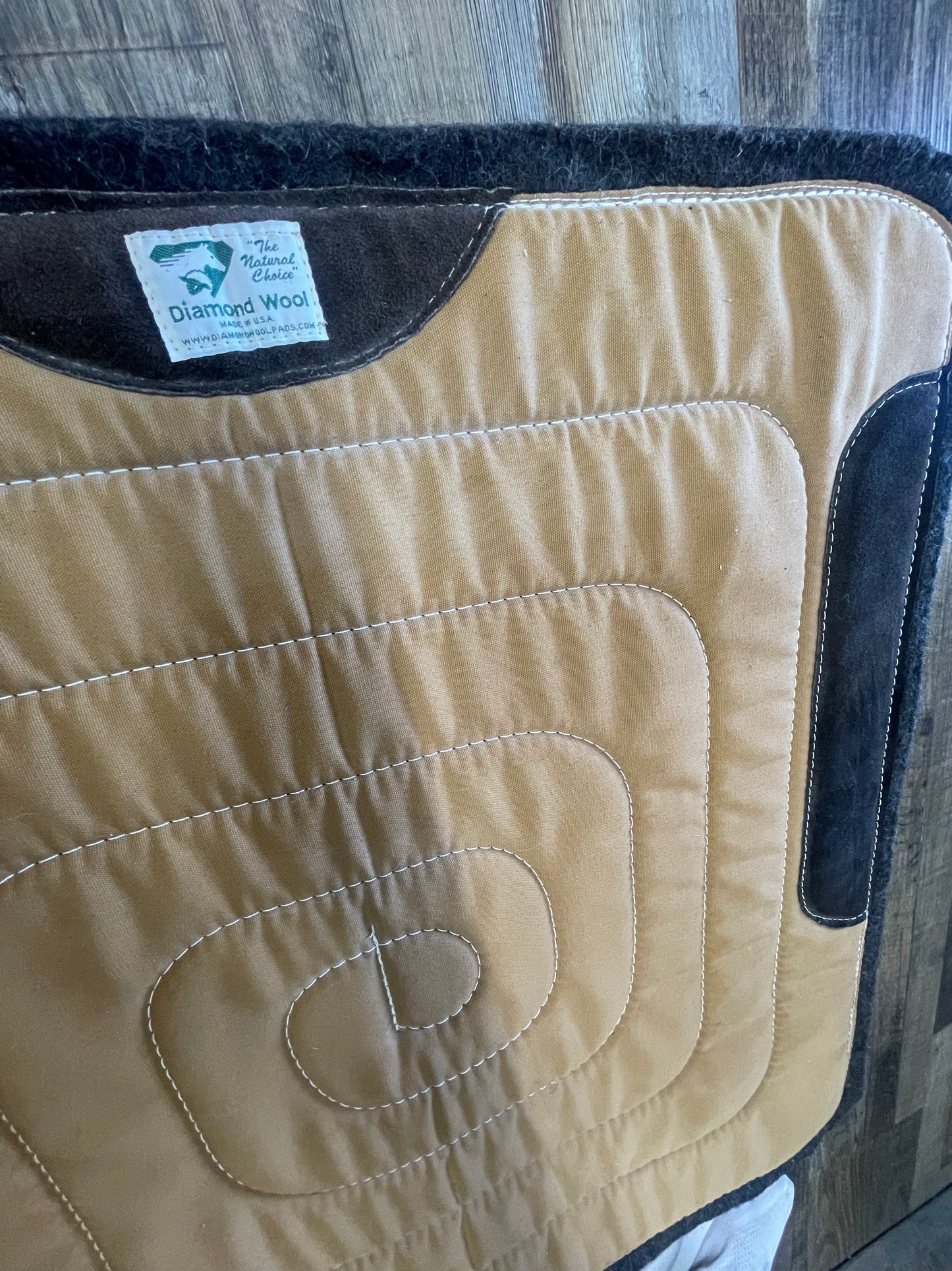 DIAMOND WOOL “The Natural Choice” Work Pad 31” x 31”