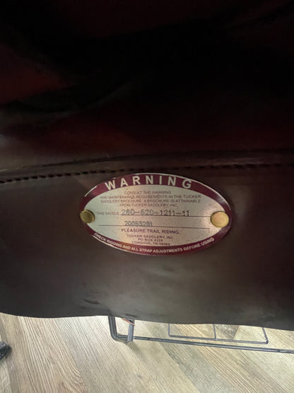 Used Once TUCKER HIGH PLAINS TRAIL SADDLE 17.5” w/ Tucker 3 Point Breast Collar