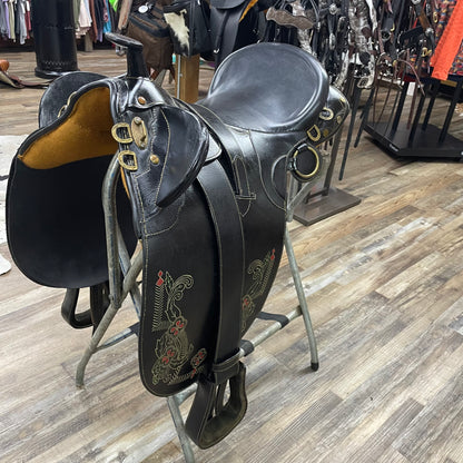 USED 17” Wide Australian Outrider Stock Saddle With Horn Black w/ Floral Details