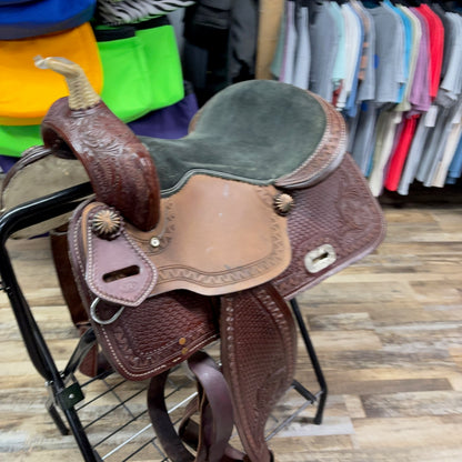 Used 16” Western Saddle Floral, Zigzag Aztec, and Basketweave Tooling DOUBLE T SADDLERY