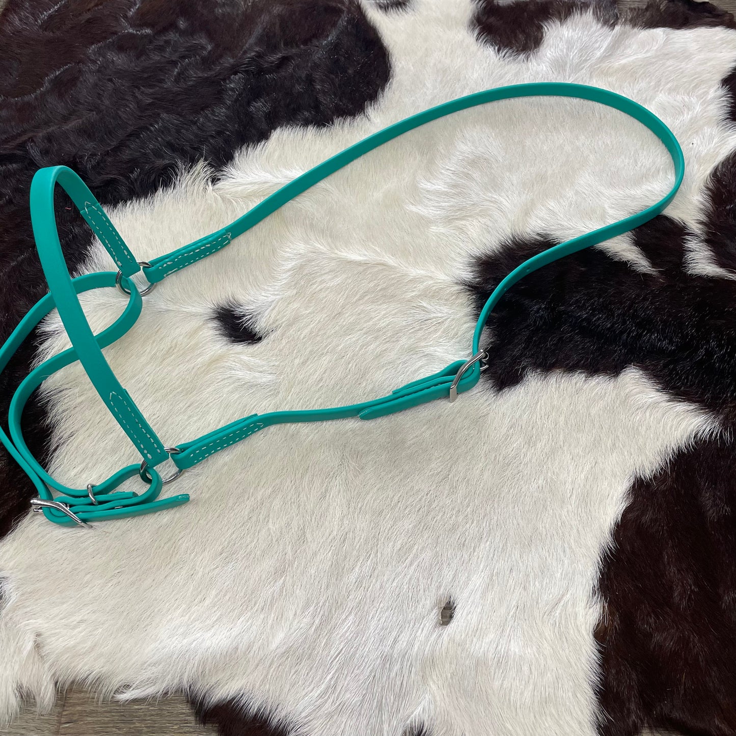 Amish Crafted Beta Caveson - Assorted Colors