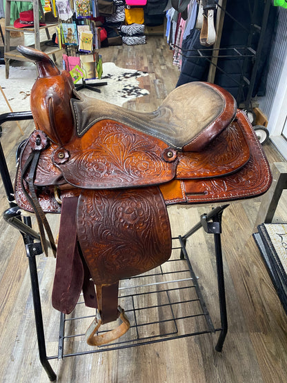 USED Western Floral Tooled Saddle 15”