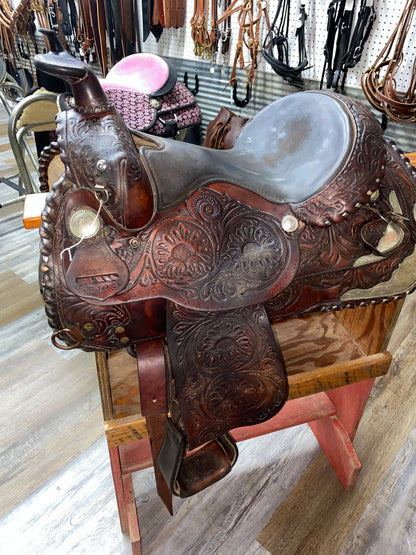 USED 15” Billy Royal 39109 Floral Tooling w/ Silver Detail Conchos Dark Oiled Western PleasureSaddle