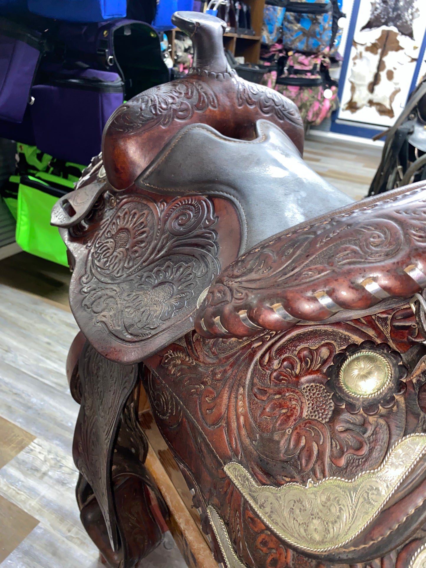 USED 15” Billy Royal 39109 Floral Tooling w/ Silver Detail Conchos Dark Oiled Western PleasureSaddle