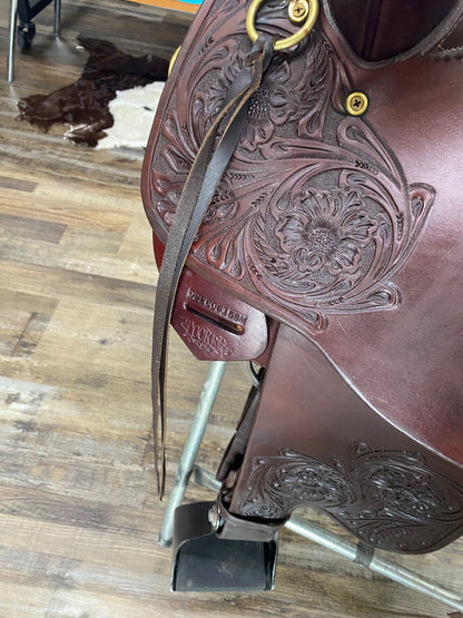 Used Lightly TUCKER HIGH PLAINS TRAIL SADDLE 16.5”