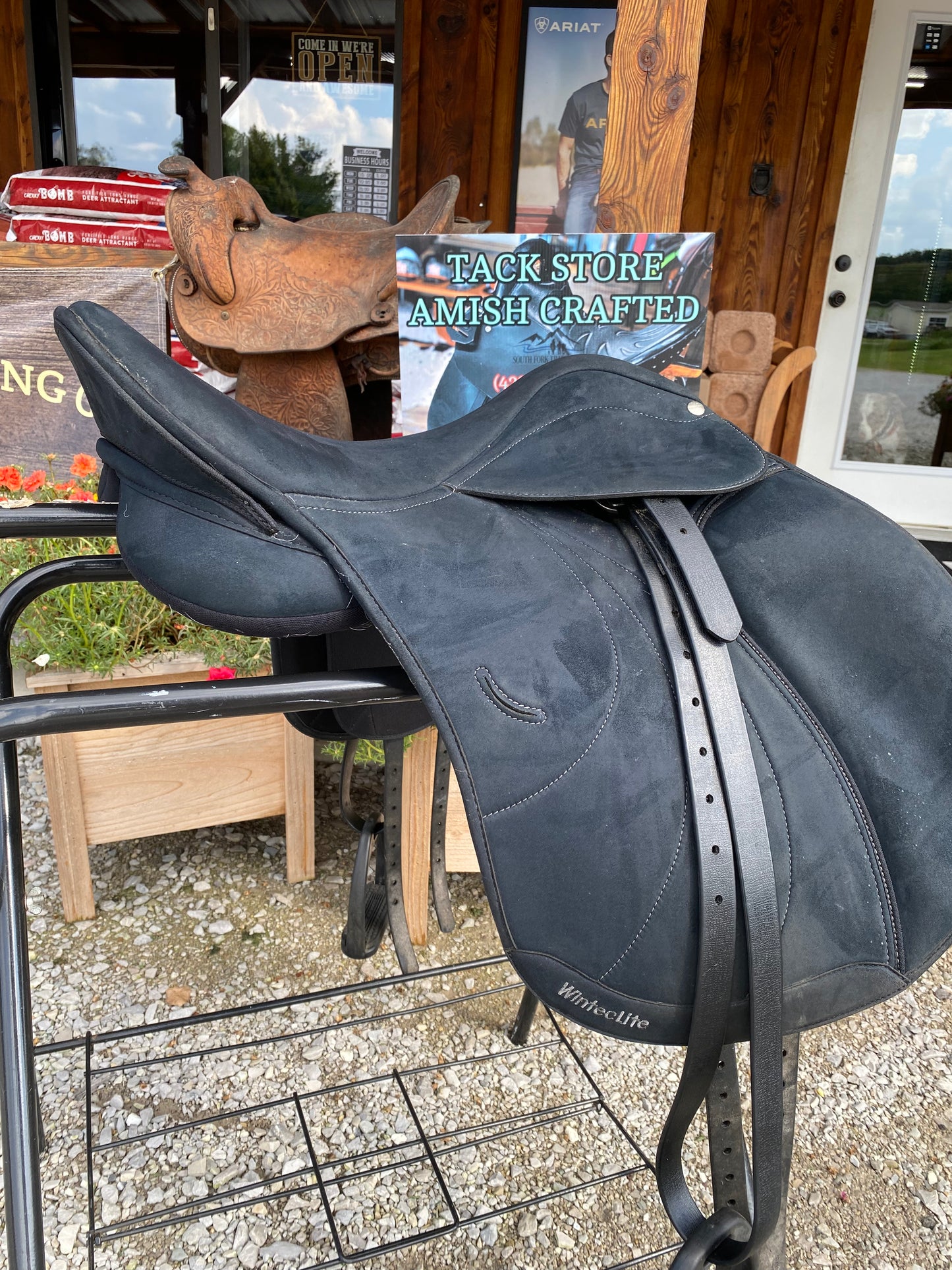 Lightly Used 15” WINTEC Lite English Saddle