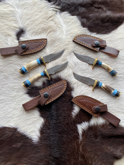The Mountain Splitter Hand Crafted Buck Horn & Faux Turquoise Handle Damascus Knife With Brown Leather Snap Sheath