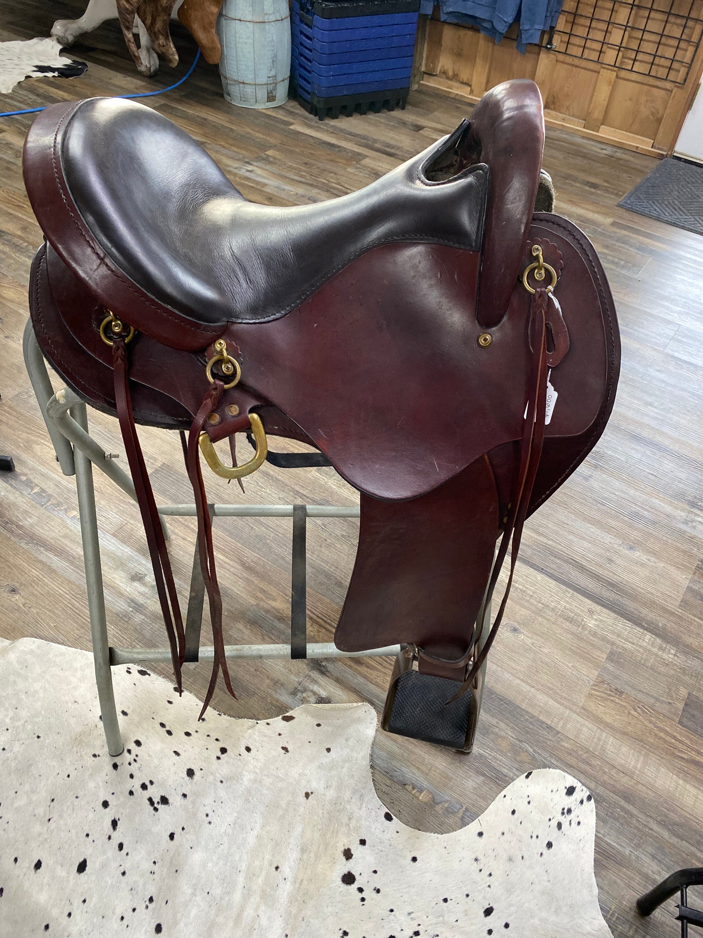 USED 16" Big Horn Trail Saddle 5" Cantle Brown 806