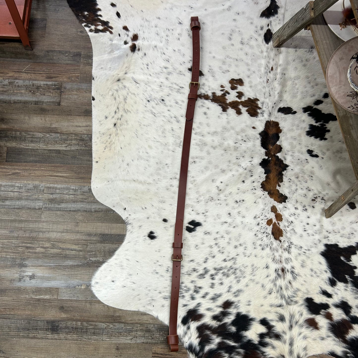 Schwartz Leather Regular Back Cinch - Brown w/ Brass Hardware