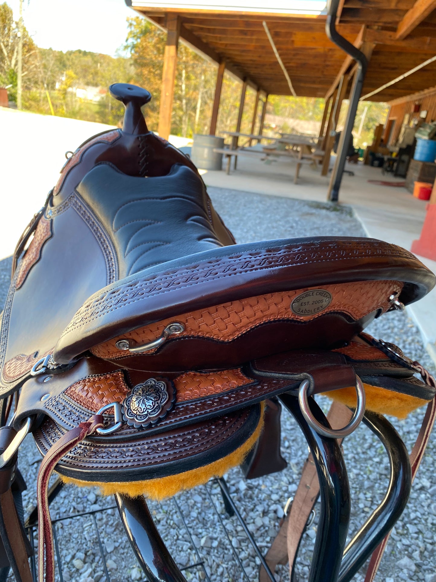 NEW Frontier Basket Weave Western Miller OLD TIMER 18” Handcrafted Custom w/ Cheyenne Roll, Classic Stitched Seat Horseshoe Brand Conchos,  w/ Matching Basketweave Overlay, Stitched Seat Aussie Pulling Collar & Detail Bridle
