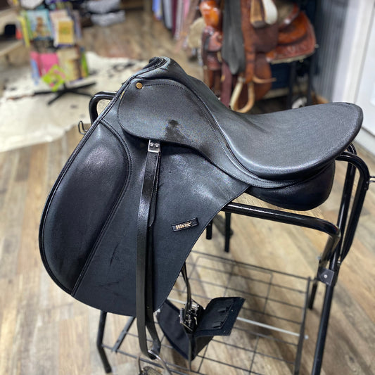 Lightly Used 17” WINTEC English Saddle