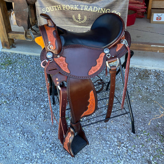 NEW Western Blossom Miller OLD TIMER 17” Handcrafted Custom w/ Pencil Roll, Berry Conchos, Saddle Bag Stays w/ Matching Blossom Overlay Aussie Pulling Collar & Detailed Bridle