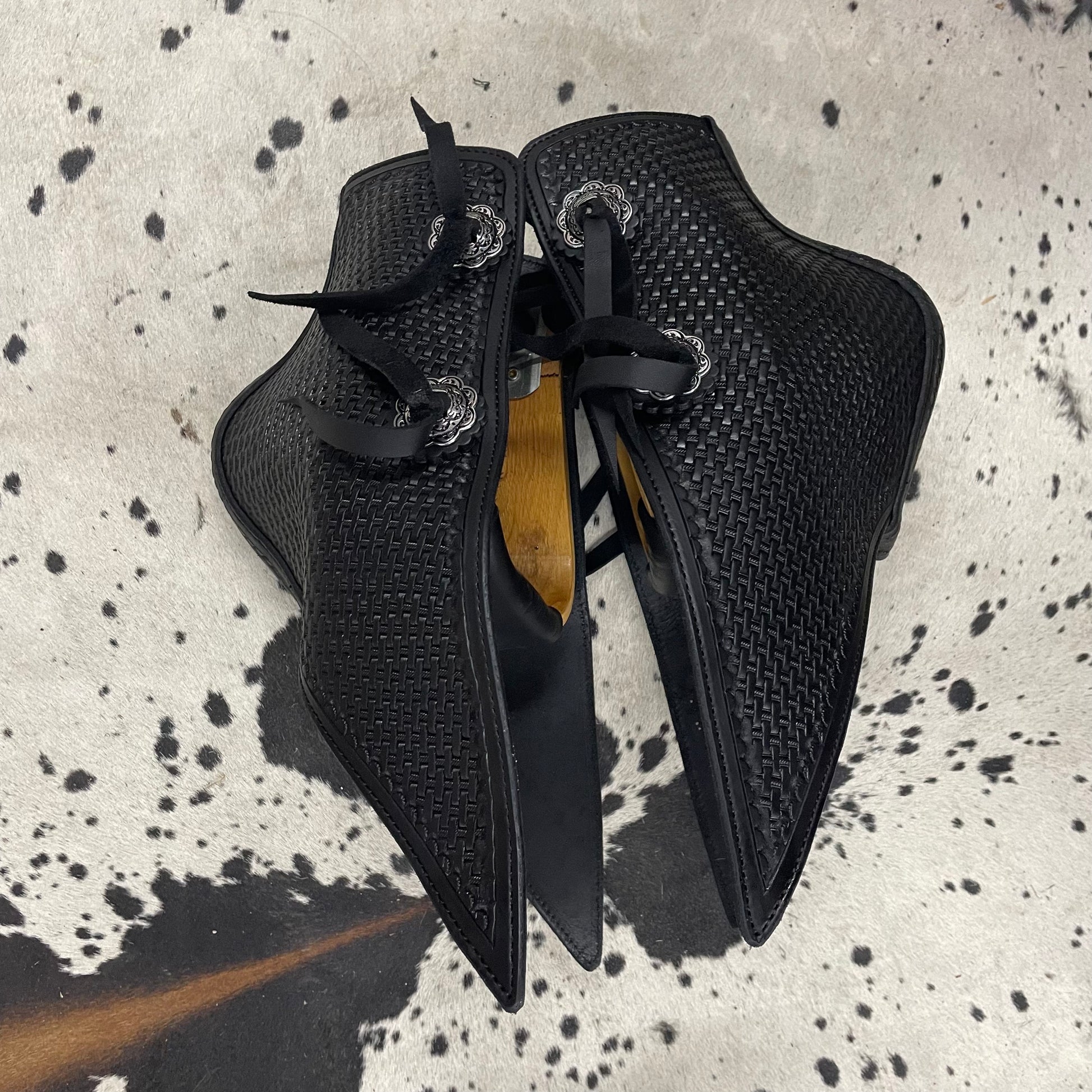 Schwartz Long Tapaderos Leather Amish Made Black Basketweave Leather Western Stirrups w/ Conchos Fringed