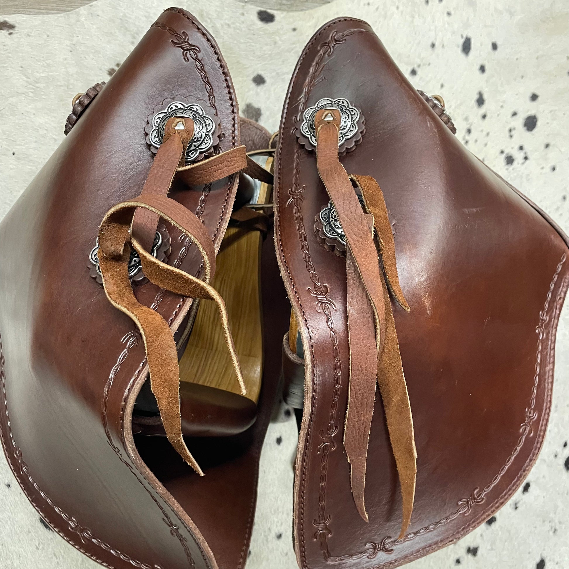 Schwartz Western Brown Barbed Wire Trimmed Tooled Leather Stirrups Amish Crafted Covered Leather With Fringe & Conchos