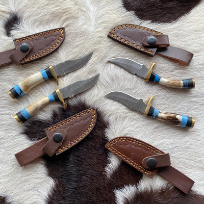 The Mountain Splitter Hand Crafted Buck Horn & Faux Turquoise Handle Damascus Knife With Brown Leather Snap Sheath