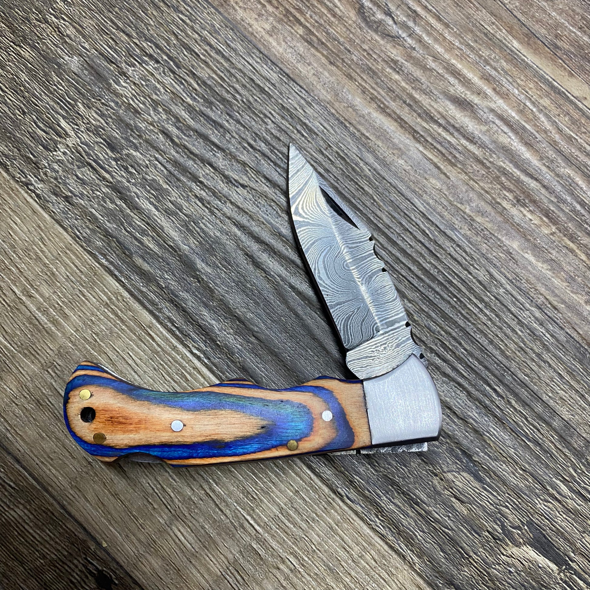 The Muddy River Pocket Fold Hand Crafted Wooden Comfort Grip Wooden Handle Damascus Knife