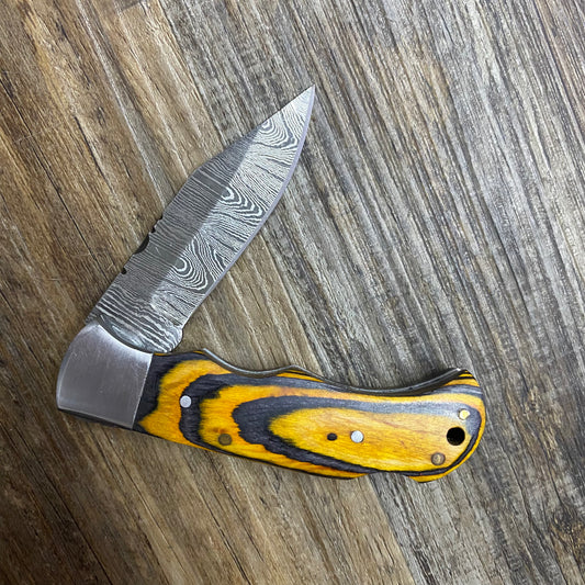 The Yellow Jacket  Pocket Fold Hand Crafted Wooden Comfort Grip Wooden Handle Damascus Knife