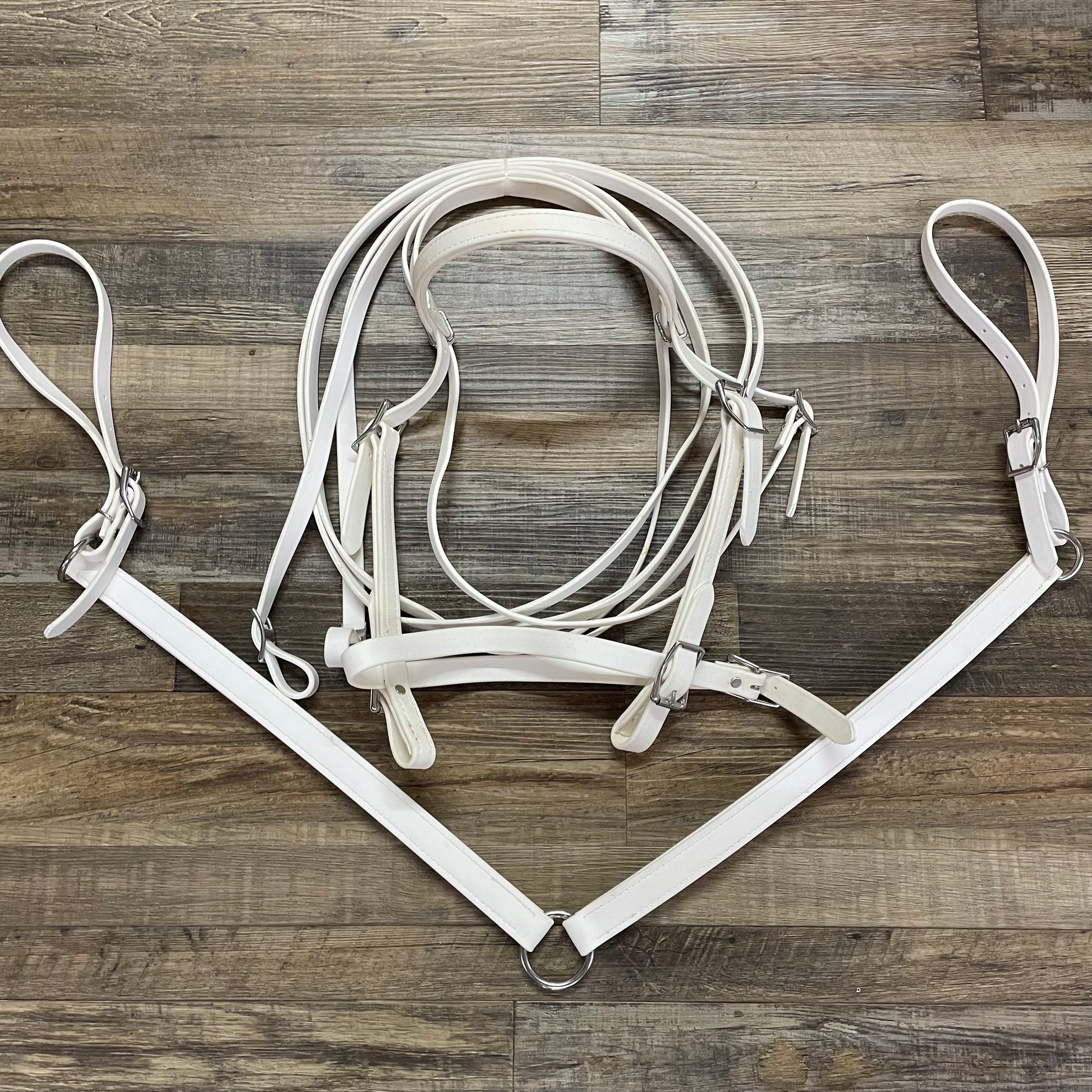 WHITE Beta Bridle w/ Nose Band, Reins & Matching 2 Point Breast Collar Amish Crafted